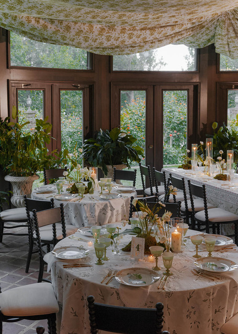Img Gramercy Taylor Nate Dining Setup